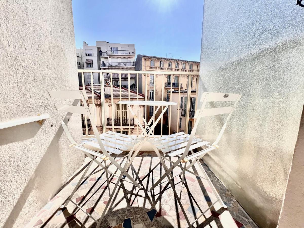 Aparthotel Riviera - Nice Carre D'Or - Large Studio Ac Terrasse - Tres Calme - Balcon Berlioz 2 ภายนอก รูปภาพ
